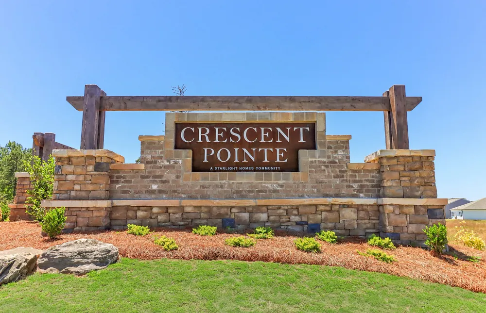 Crescent Pointe Home Community