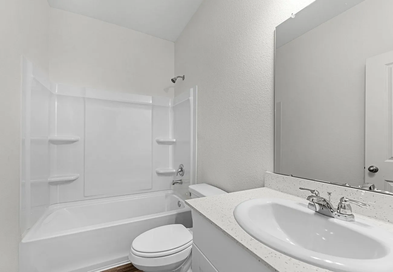 Starlight Homes The Luna Bathroom