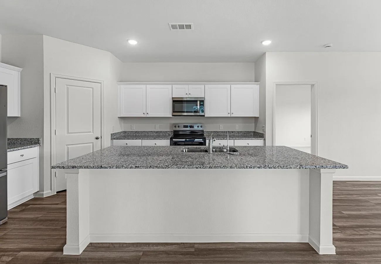 Starlight Homes The Luna Kitchen