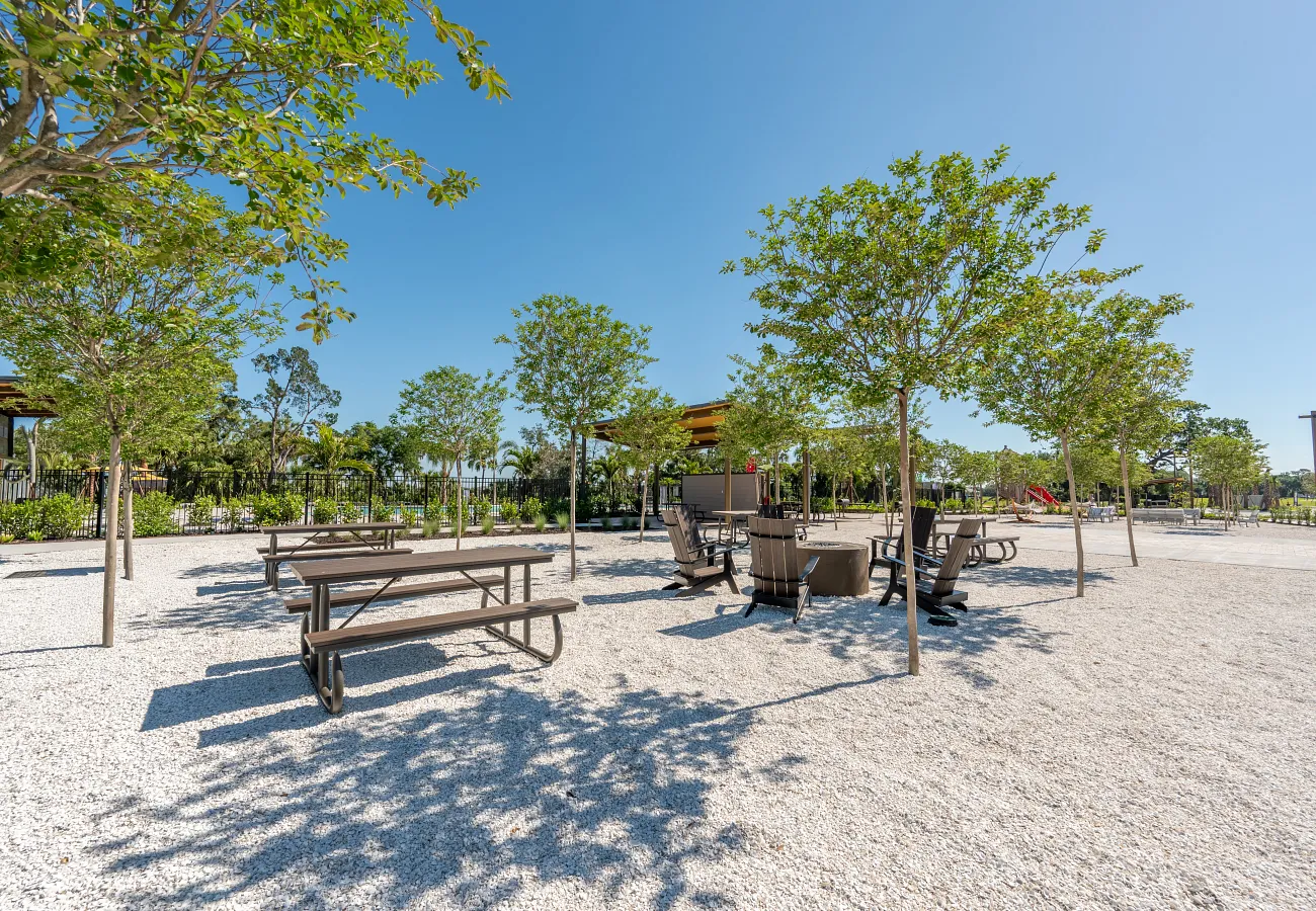 Oakfield Lakes Picnic Area & Fire Pit