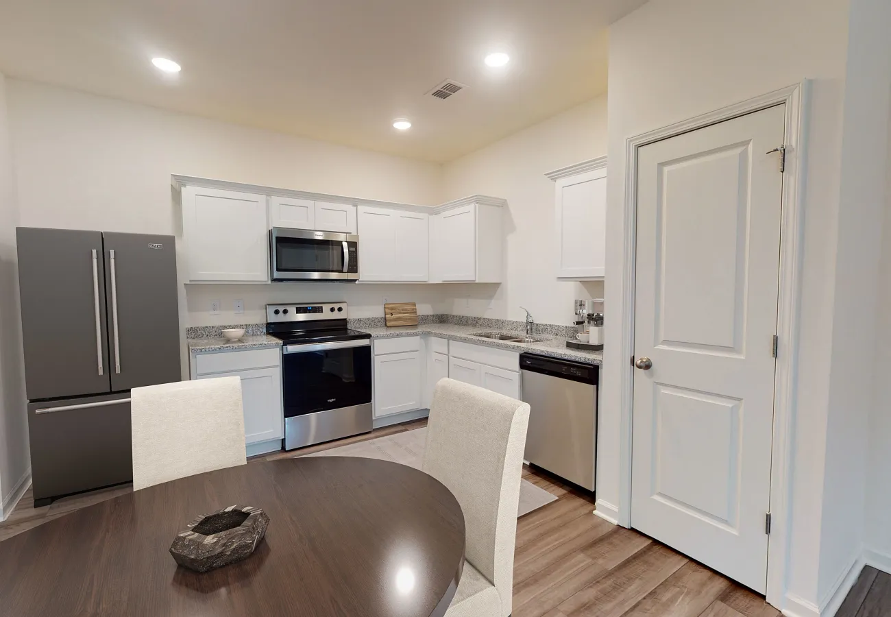 Bridgeton Court Home Community