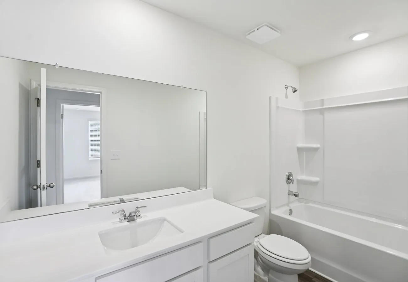 Starlight Homes The Splendor Bath