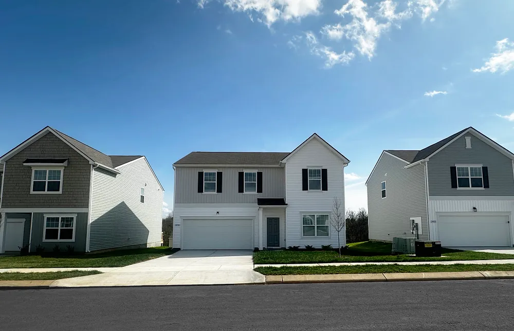 The Summit at Carter's Station Home Community