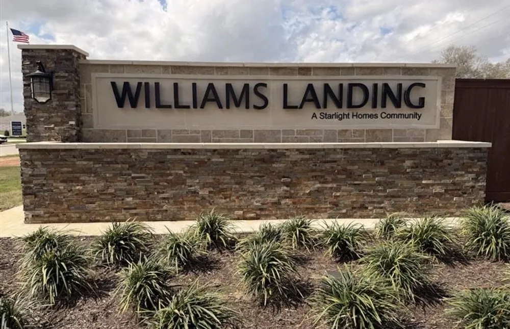 Williams Landing Home Community